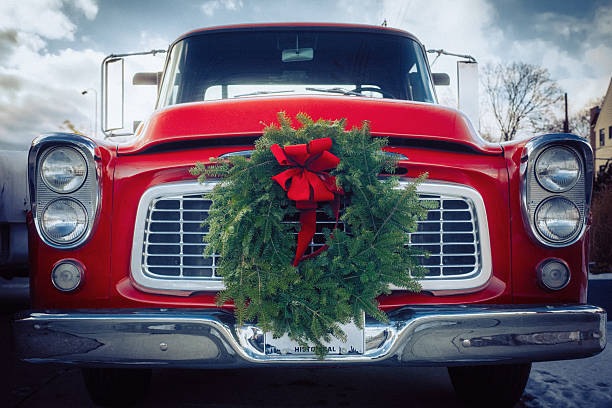 istock Christmas Truck 2254113400