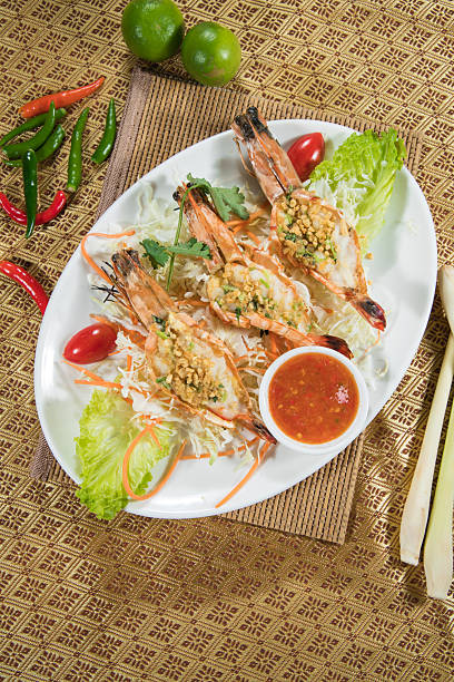 istock Baked Prawns With Spicy Sauce 2254148889