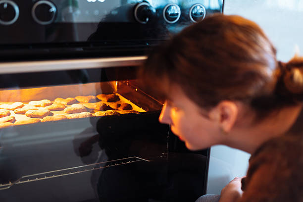 istock Bake your own Christmas gingerbread at home 2254236380