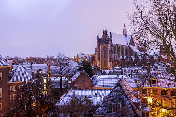 istock Snowy Morning at Hooglandse Kerk, Leiden 2254511399