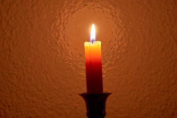 Big candle and straight flame.
