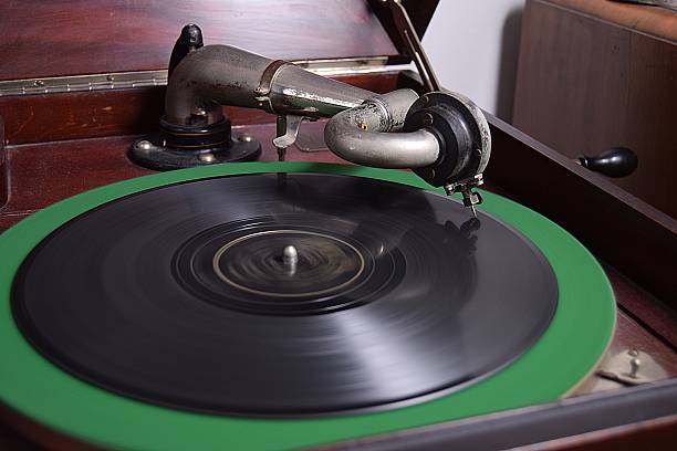 Hand crank 78 rpm record player with a shellac record.