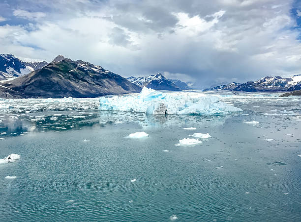 istock Prince William Sound With Glacial Ice 2254659470