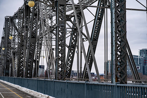 View of Alexandra Bridge over Ottawa River during winter. Ottawa, Canada - December 16, 2025.
