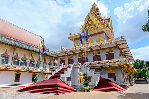 istock Wat Ounalom, a Buddhist temple 2254734535
