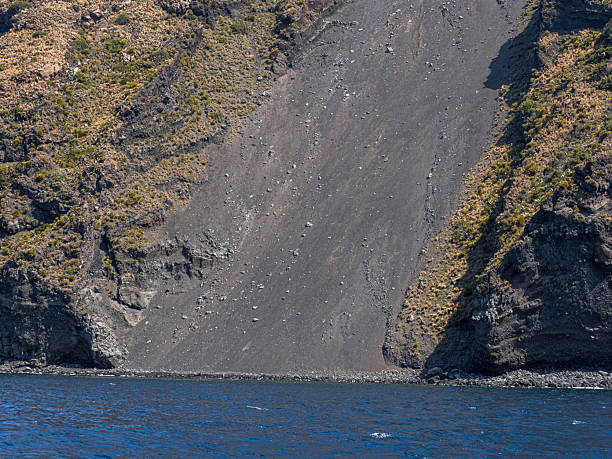 Stromboli, Isole Eolie, Sicilia, Italia:Stream of Fire in Stromboli