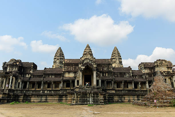 Angkor Wat, the largest religious monument in the world, is a masterpiece of Khmer architecture. Surrounded by moats and forests, it symbolizes Cambodia’s rich cultural and historical legacy.