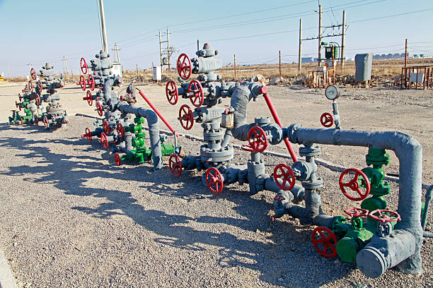 The pipe and valve oil fields