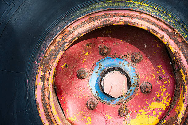 Burst tire, the problem of a car's tire coming off a damaged wheel.
