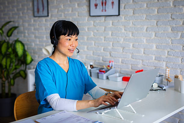 istock Medical Office Dispatcher Providing Administrative Support 2255196778