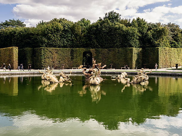 The Fuente del Rey are outstanding fountains with groups of sculptures, built by Remigio del Mármol​ in 1803 to take advantage of the waters of the nearby spring Fuente de la Salud