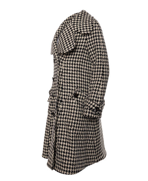 istock Elegant Houndstooth Wool Overcoat with Wide Collar and Double Breasted Design Isolated on White Background 2255391308