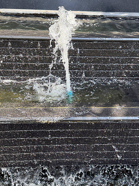 Closeup of water droplets in the fountain.