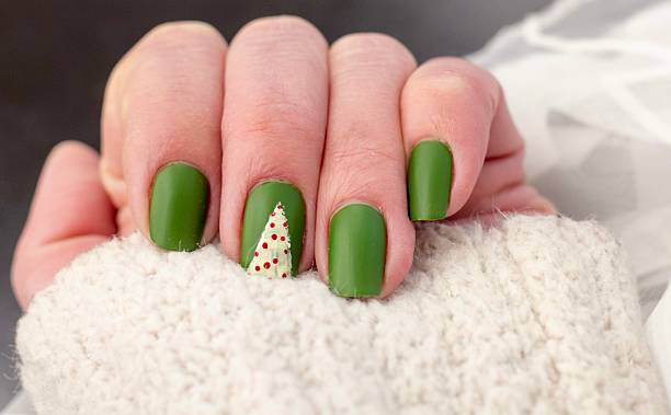 istock Christmas Inspired Nail Art Designs 2255985328