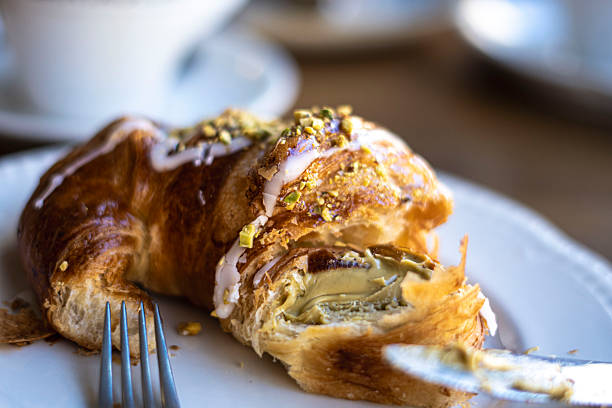 Pistachio Crescent