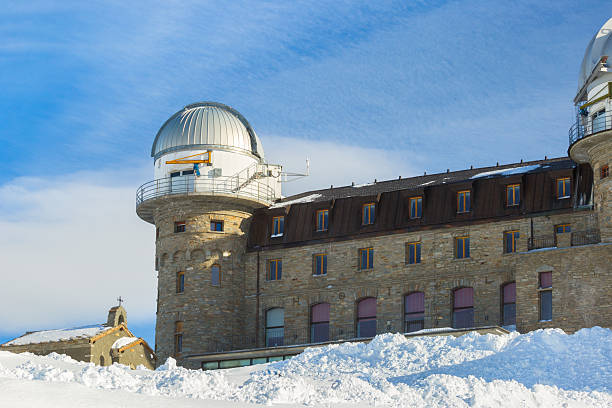 A popular destination for tourists, Gorgergrat operates as a star gazing platform at night time and as an access to ski slopes during the day. Visitors can enjoy food and drink inside the caffeteria as well as do some shoppibng. This is serviced by the Gornergratbahn, a rack train that climbs the hill regularly