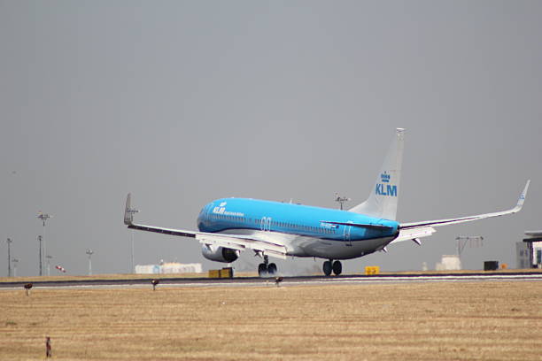 KLM B737 Departing from Lisbon Airport LPPT