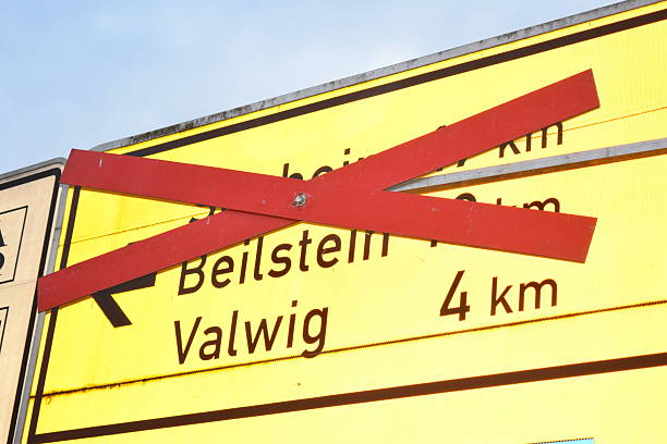 ways blocked to tow places, only Valwig open