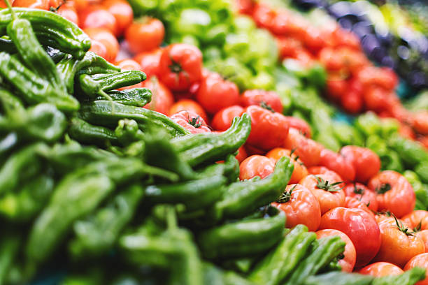 Farm fresh organic tomatoes and pepper's in a farmer's market located in the Okanagan Valley of British Columbia, Canada.