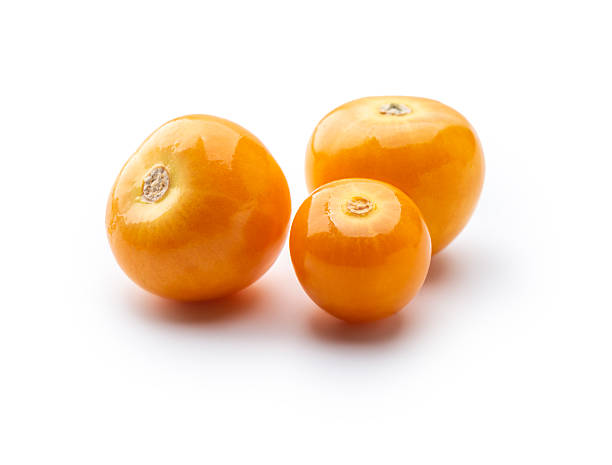 Three mandarins peeled.