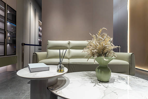 Simple and bright living room decoration