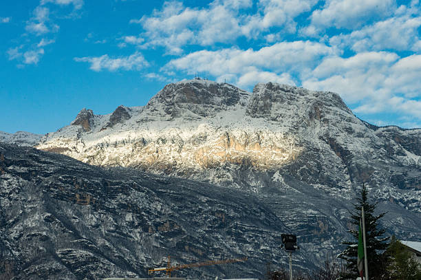 Snowfall in Trentino . Piana Rotaliana, Mezzolombardo, Mezzocorona, Faedo , San Michele. Andalo , Molveno , Paganella , Fai della Paganella, Faedo . Dolomiti di Brenta, Adige Valley , Valle dell'Adige