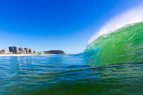 Wave Breaking at Palm Beach