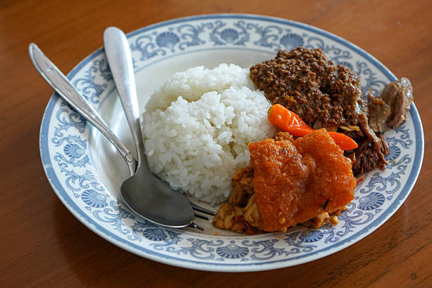 Gudeg is a traditional Javanese cuisine from Yogyakarta and Central Java, Indonesia. Gudeg is made from young unripe jack fruit (Javanese: gori, Indonesian: nangka muda).