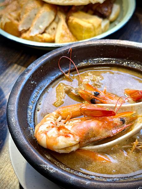 Singapore Prawn Noodle cooked in claypot