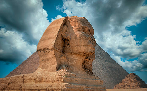 Image of the great pyramids of Giza, in Egypt.
