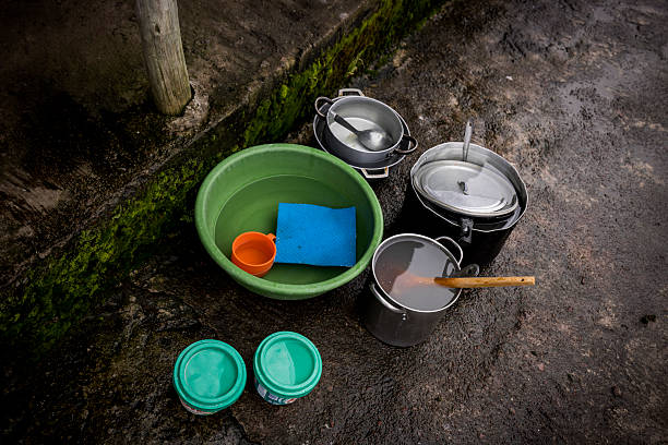 Washing dishes outdoors, Refugio de Vida Silvestre Pasochoa.