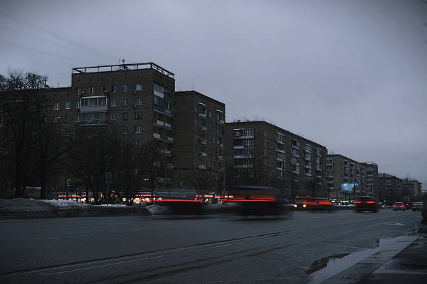 Traffic on Komsomolskiy Prospekt before sun set, blurred motion, long exposure
