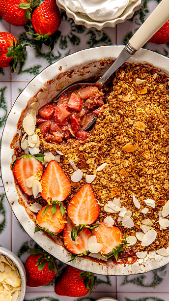 Close up of the baked oat crisp with strawberries