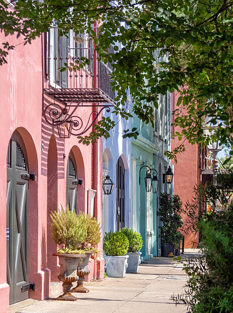 Historic houses in Rainbow Row in Charleston, SC.