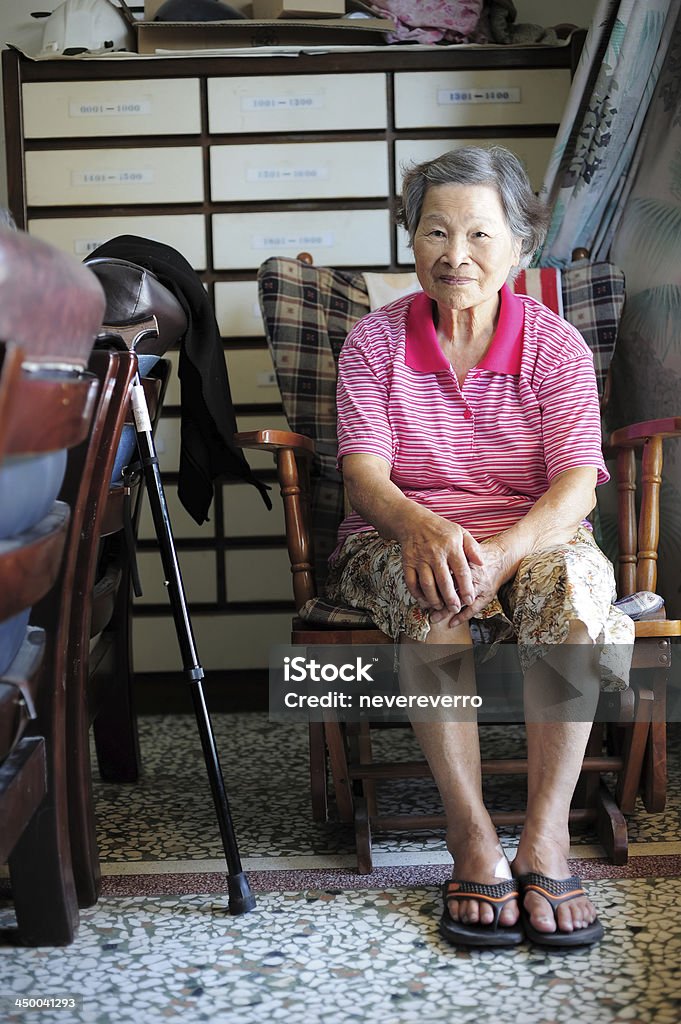 アジアの老人女性 - 1人のロイヤリティフリーストックフォト