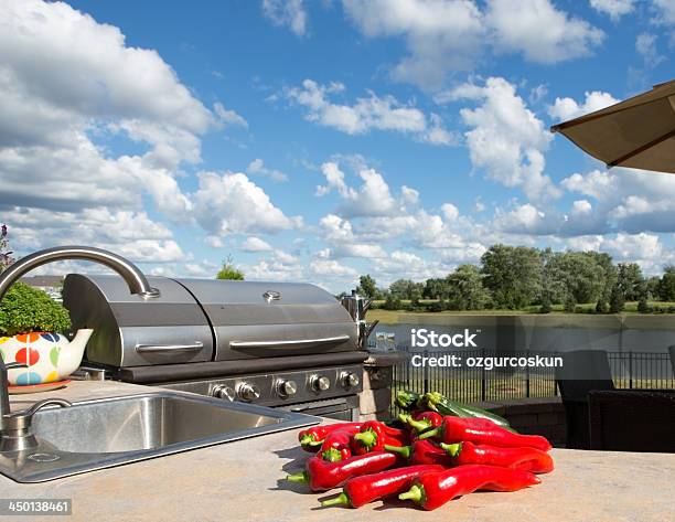 Molho De Chili - Fotografias de stock e mais imagens de Alimentação Saudável - Alimentação Saudável, Ao Ar Livre, Cadeira