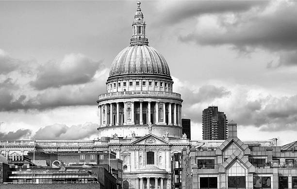 istock St Paul Cathedral, London 450231427