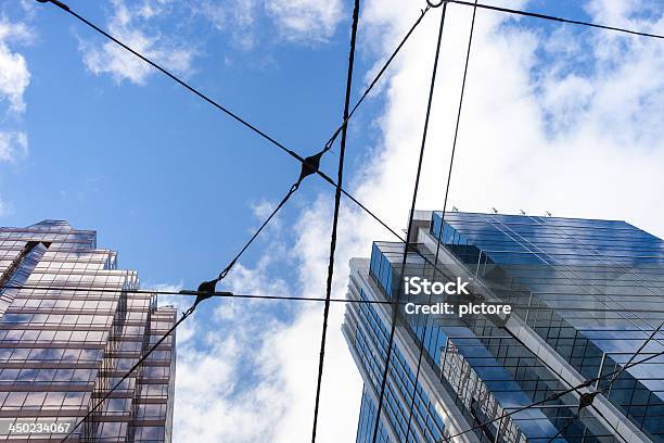 Antena De Cable Eléctrico En Toronto Foto de stock y más banco de imágenes de Aire libre - Aire libre, Arquitectura, Arquitectura exterior