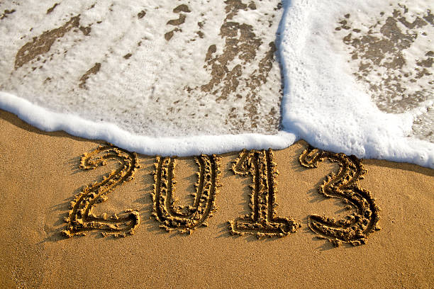 jahr 2013 - 2013 beach new years eve new years day stock-fotos und bilder