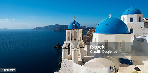 블루 돔 교회를 이아 타운명을 온 그리스 산토리니 도서지역 0명에 대한 스톡 사진 및 기타 이미지 - 0명, 교회, 그리스