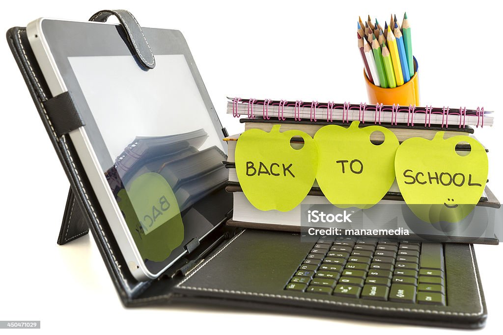 Voltar para a escola com digital tablet pc - Foto de stock de Aprender royalty-free