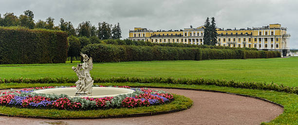 istock Grand Palace of Arkhangelskoye 450516647