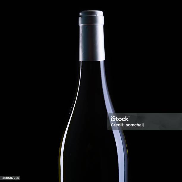 Бутылка Красного Вина — стоковые фотографии и другие картинки Алкоголь - напиток - Алкоголь - напиток, Белый, Бордо