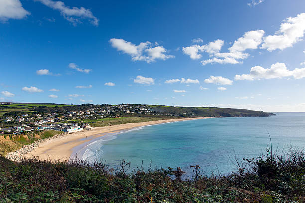 praa spiaggia cornovaglia inghilterra vicino a penzance e mullion - penzance foto e immagini stock