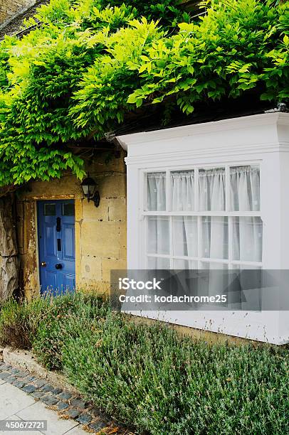 Cottage Stock Photo - Download Image Now - Architecture, British Culture, Building Exterior