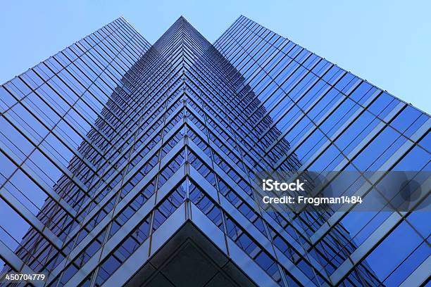Foto de Edifício De Vidro e mais fotos de stock de Arquitetura - Arquitetura, Azul, Azul Turquesa