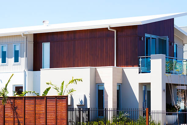 istock Modern house with garden in sunlight 450754901