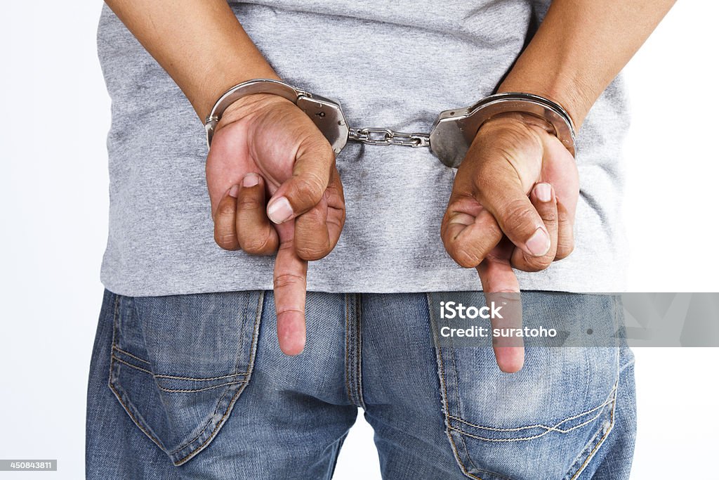 남자 handcuffed - 로열티 프리 T 셔츠 스톡 사진