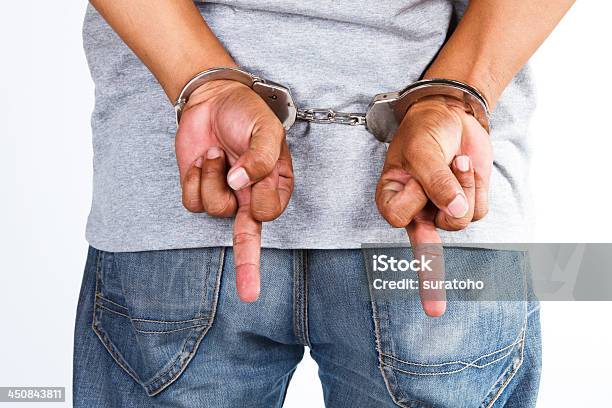 남자 Handcuffed T 셔츠에 대한 스톡 사진 및 기타 이미지 - T 셔츠, 개념, 남자