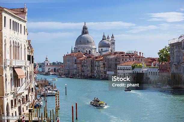 Foto de Santa Maria Della Salute Veneza Itália e mais fotos de stock de Arquitetura - Arquitetura, Catedral, Catolicismo